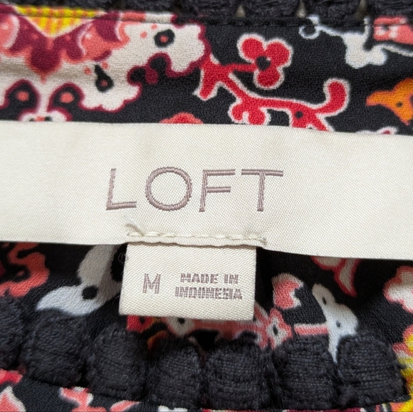 Loft Black Red Floral Long Sleeve Crew Neck Blouses M - Picture 7 of 9